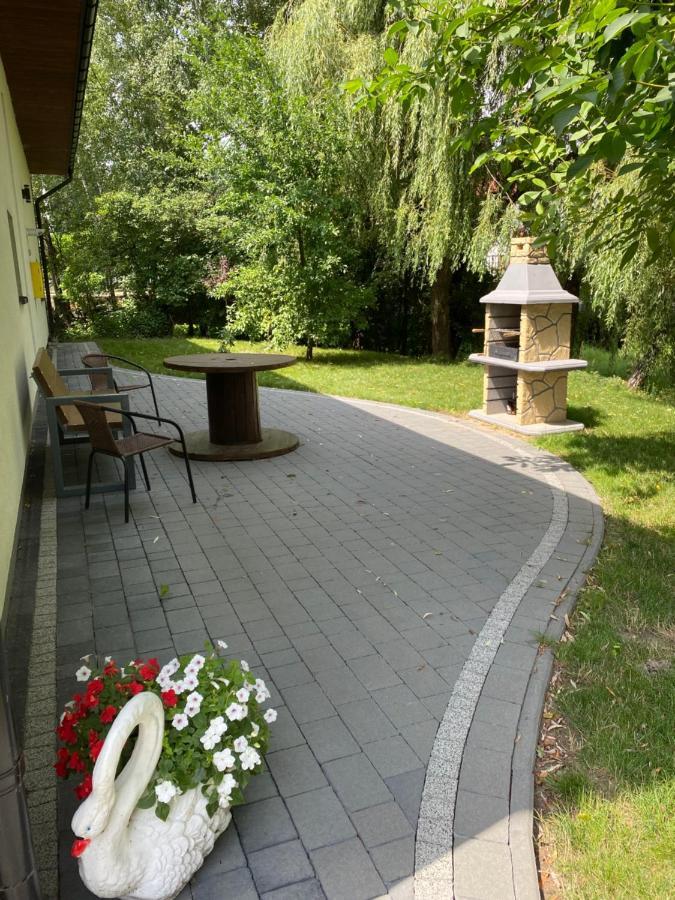 Apartamenty - Pod Wierzbami Dwikozy Buitenkant foto